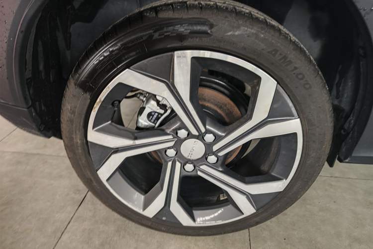 Used Lynk & Co 06 2023 Remix 1.5T Dynamic Halo Exterior 4