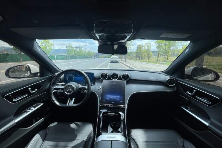 Used Mercedes-Benz C-Class 2022 Restyled C 200 L Sport Edition Interior 4