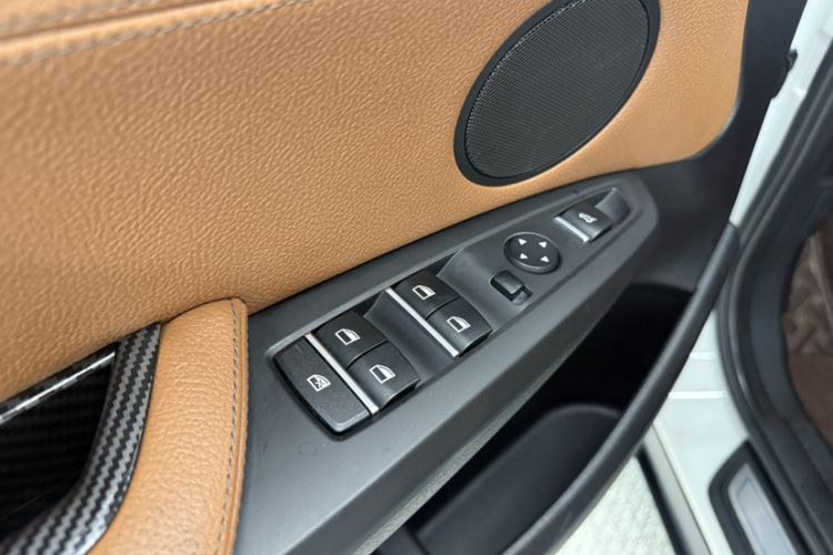 Used BMW X3 2014 xDrive20i X Design Package Interior 12