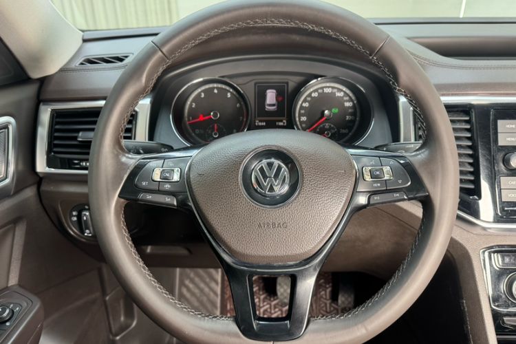 Used Volkswagen Teramont 2019 380TSI Four-Wheel Drive Luxury Version China V Standard Steering Wheel