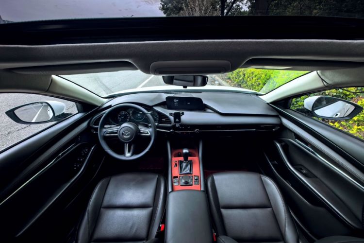 Used Mazda 3 Axela 2023 2.0L Automatic Zhiya Edition Interior 3