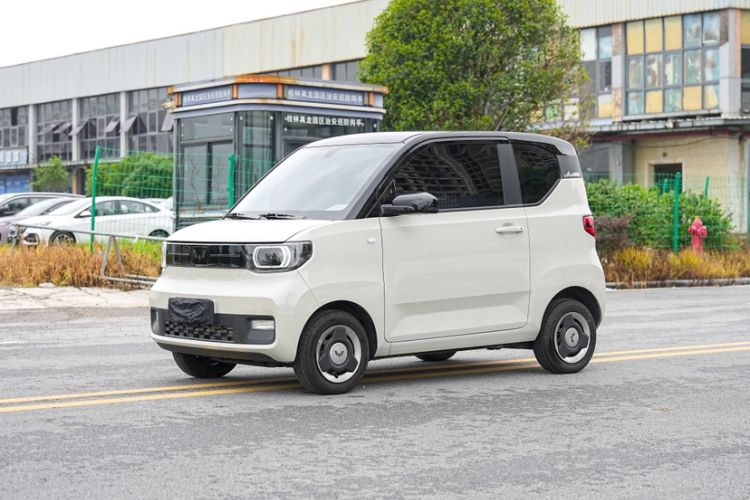 Used Wuling Hongguang MINIEV 2022 Macaron Premium Model – Lithium Iron Phosphate
