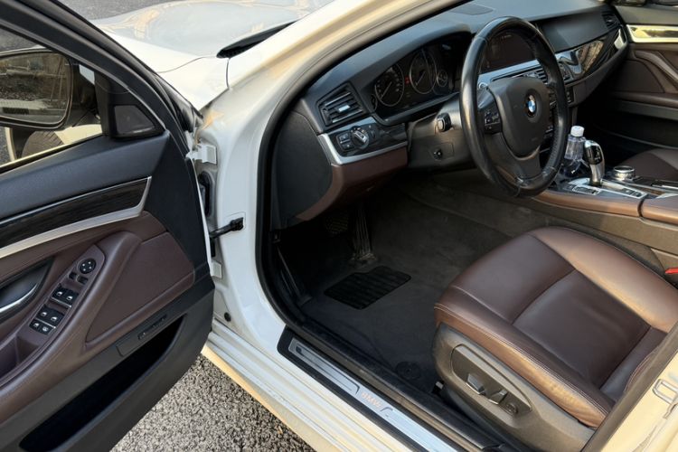 Used BMW 5 Series 2014 528Li Luxury Design Package
