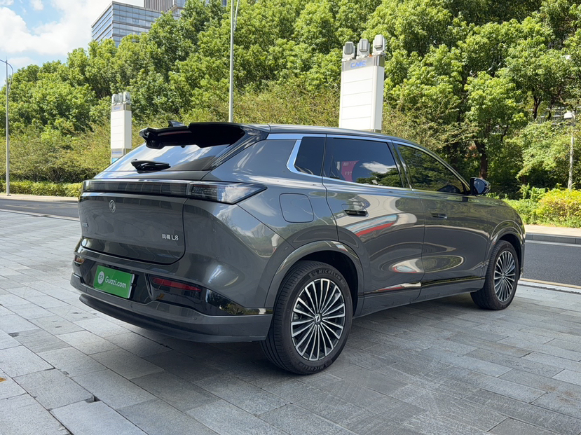 Dongfeng Aeolus L8 2025 Model 185KM Dream Edition — снимка 15