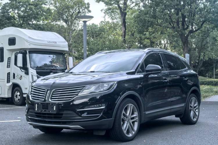 Used Lincoln MKC 2017 2.0T Four-Wheel Drive Prestige Edition