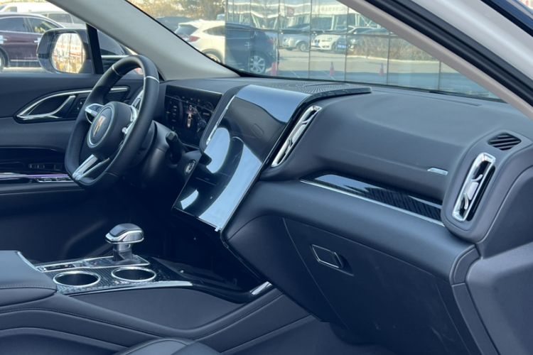 Used Hongqi HS3 PHEV 2025 Model PHEV 117km Jingwei PLUS Edition
