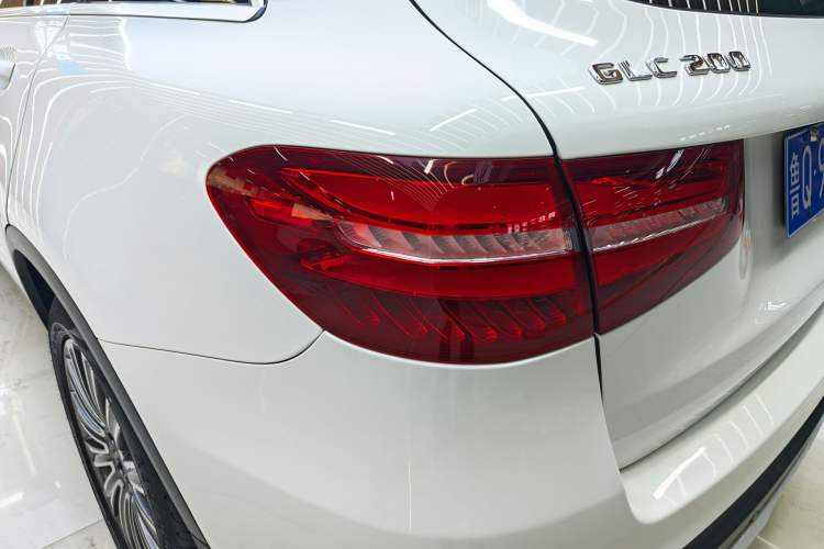 Used Mercedes-Benz GLC 2017 GLC 200 4MATIC
