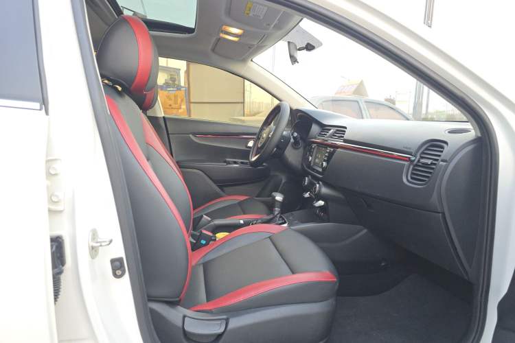 Used Kia KX Cross 2018 1.6L Automatic Dynamic Sunroof Version
