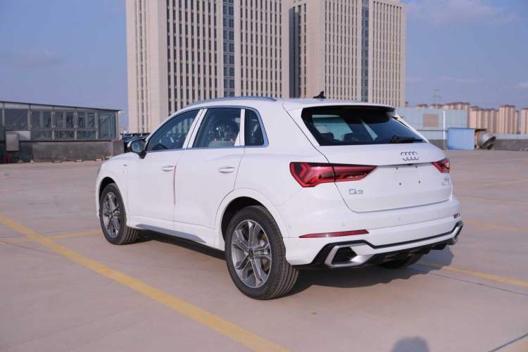 Used Audi Q3 2025 quattro 45th Anniversary Edition 40TFSI Fashionable and Dynamic Model Exterior 6