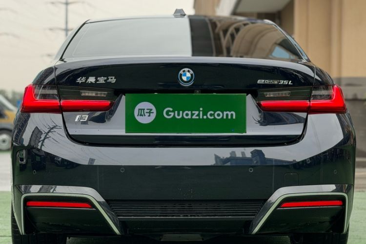 Used BMW i3 2022 eDrive 35 L Exterior 4