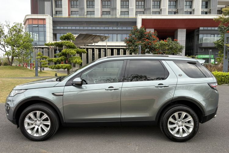 Used Land Rover Discovery Sport 2019 240 PS SE Version China VI Standard