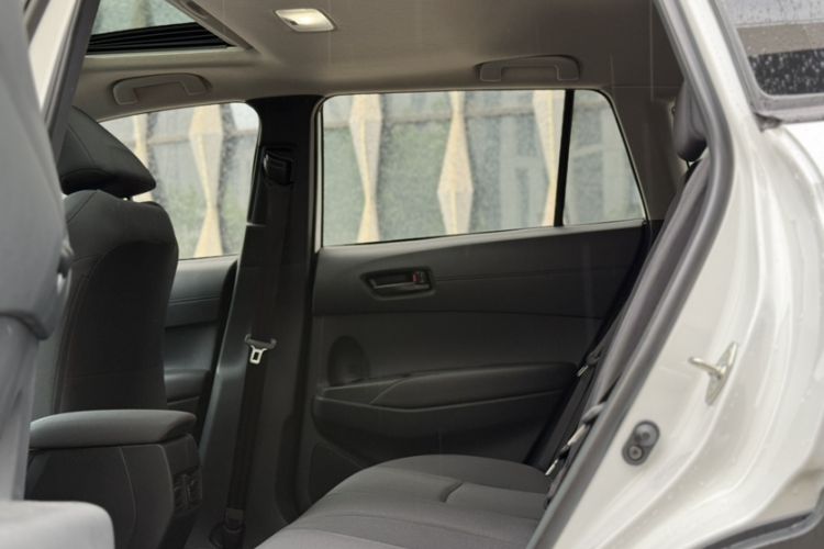 Used Toyota Corolla Cross 2024 2.0L Elite Edition Interior 1