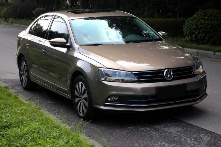 Used Volkswagen Sagitar 2016 230TSI 25th Anniversary Edition