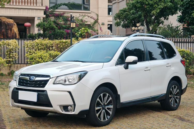 Used Subaru Forester 2016 2.0i Fashion Navigation Edition Exterior 4