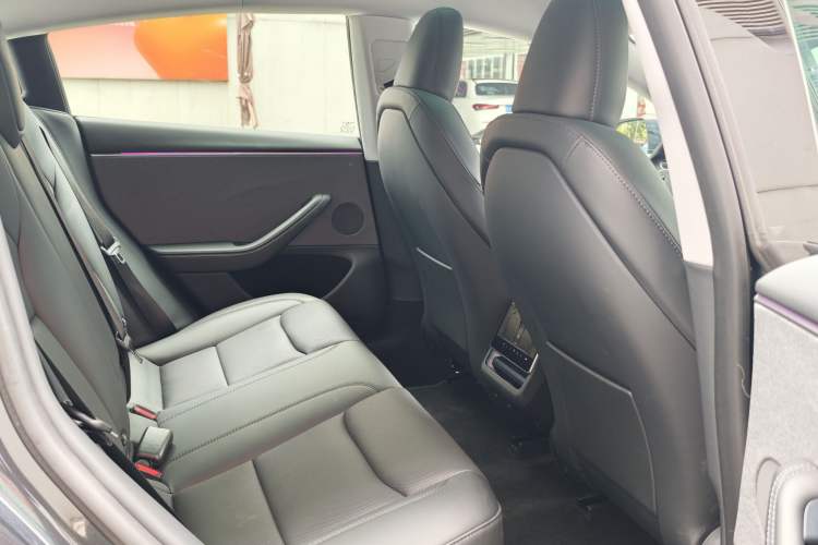 Used Tesla Model 3 2025 Rear-Wheel-Drive Version