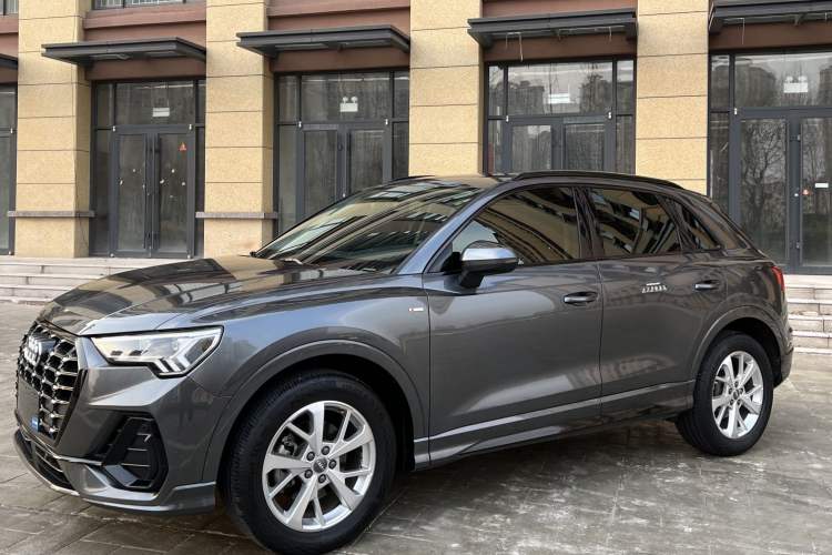 Used Audi Q3 2019 35 TFSI Advanced Dynamic Edition
