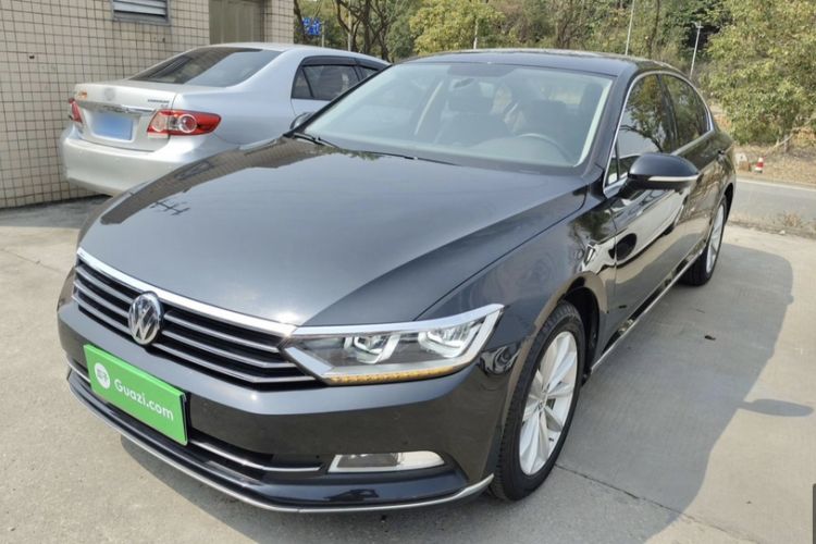 Used Volkswagen Magotan 2019 330TSI DSG Leading Model China VI Standard
