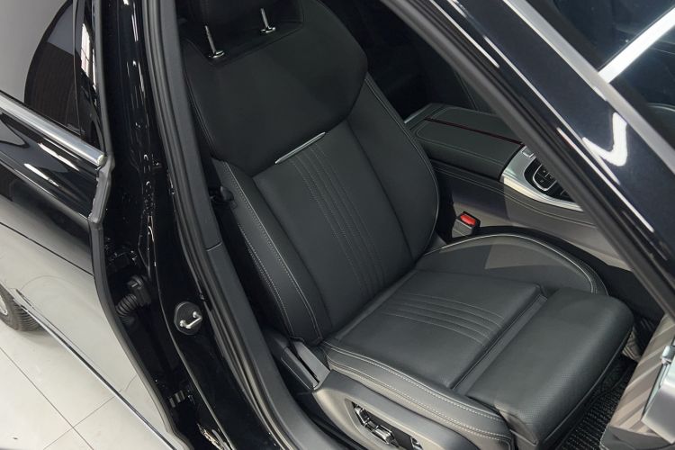 Used Hongqi H9 2020 2.0T Smart Connect Flagship Edition Right Front Seat