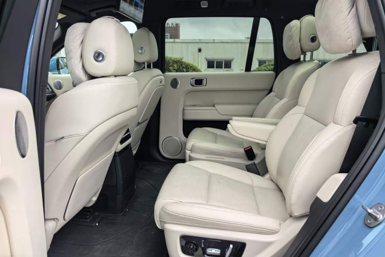 Used Li Auto L9 2022 Max model