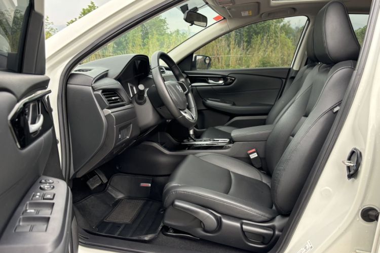 Used Honda Envix 2022 180TURBO CVT Enjoy Edition Interior 3