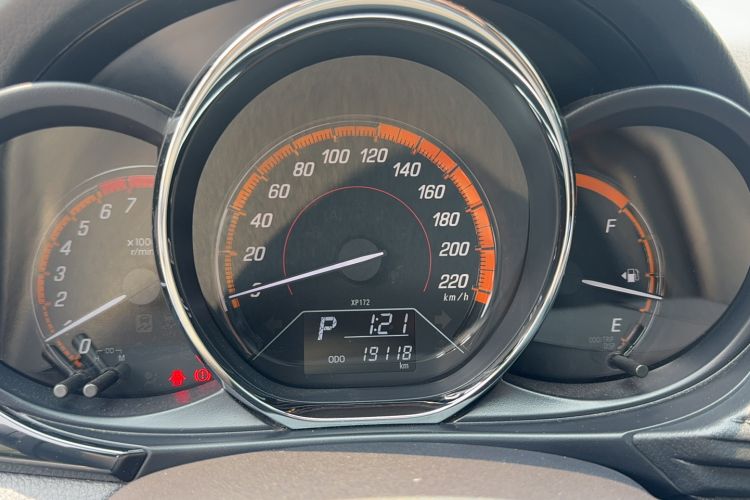 Used Toyota YARiS L Zhi Xuan 2022 X-Trail 1.5L CVT Luxury PLUS Edition Odometer Close Up