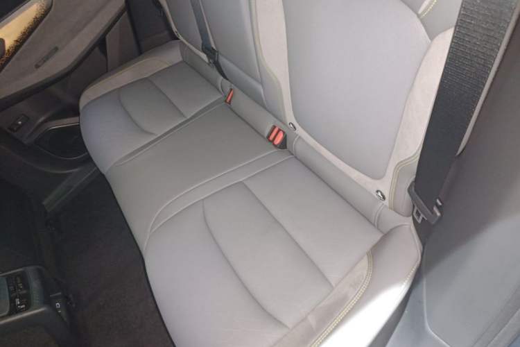 Used Lynk & Co 08 EM-P 2025 245km Ultra-Long Range Halo Interior 4