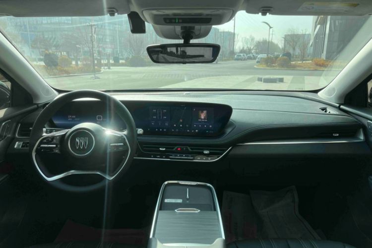 Used Buick LaCrosse 2025 Platinum Avia Edition