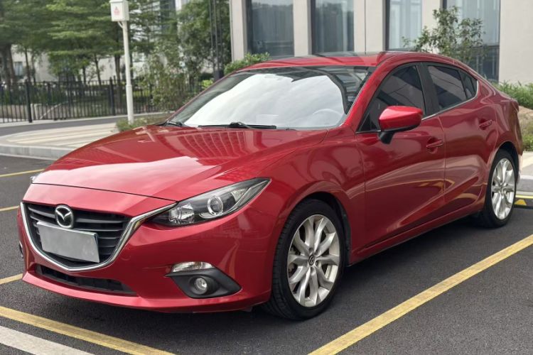 Used Mazda 3 Axela 2016 Sedan 2.0L Automatic Sport Model
