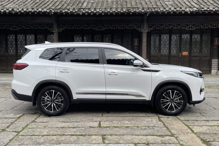 Used Chery Tiggo 8 PRO 2024 Champion Edition 290T Two-Wheel Drive Peak Version 7 Seats
