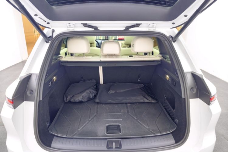 Used Li Auto L6 2024 Pro Model Interior 8