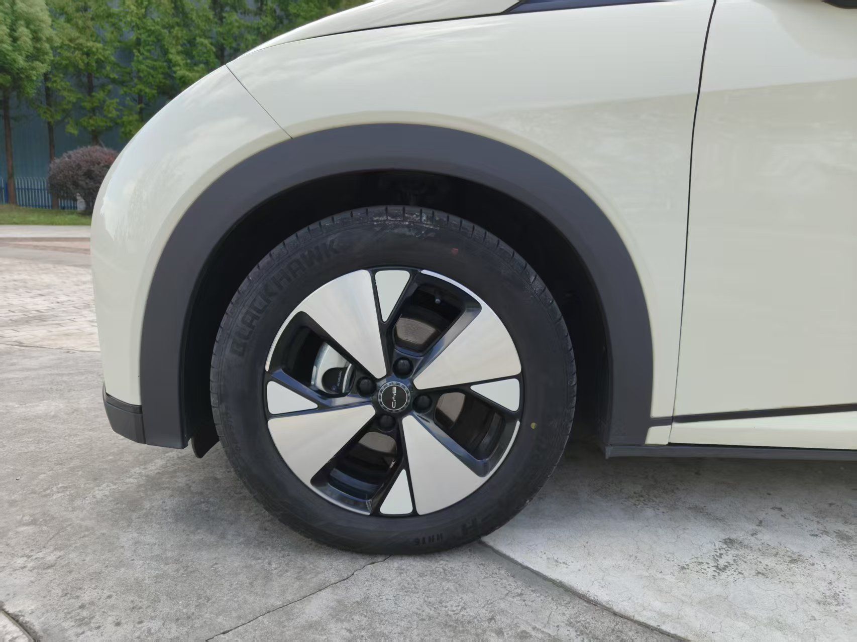 BYD Dolphin 2023 420 km Fashion Edition — снимка 19