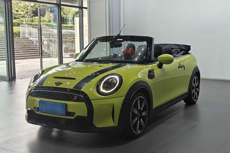 Ojetý MINI 2022 2.0T COOPER S CABRIO Sidewalk