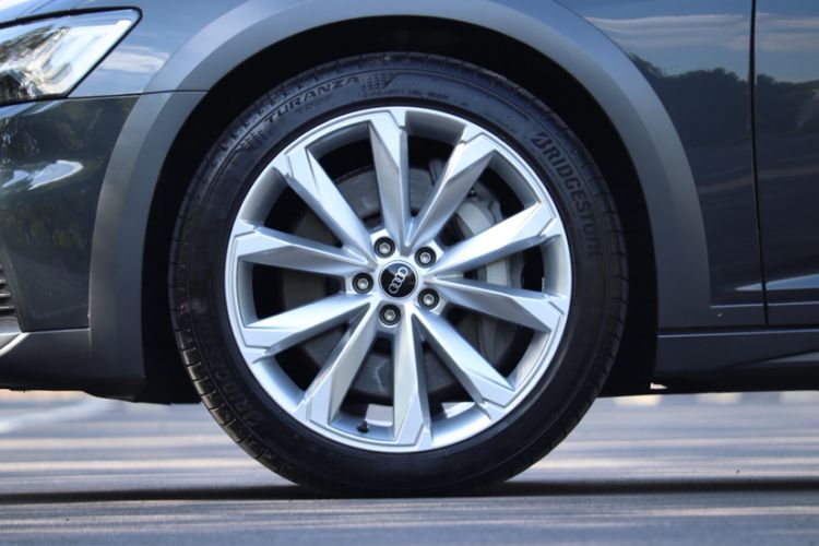 Used Audi A6 (Import) 2023 allroad quattro 55 TFSI Prestige Off-Road Model
