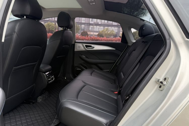 Used Rising ER6 2020 620 km Smart Edition
