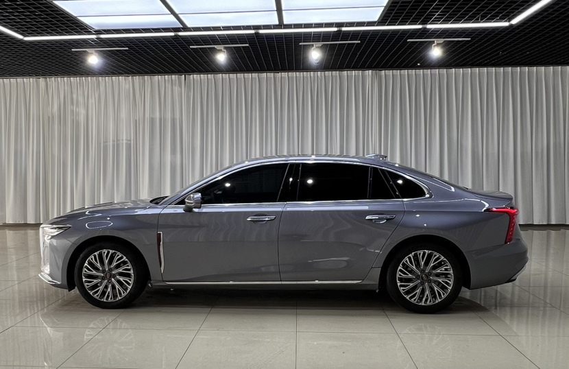 Hongqi H5 2023 2.0T Automatic Smart Connect Flagship Edition - Chinese Trim Ling — снимка 14