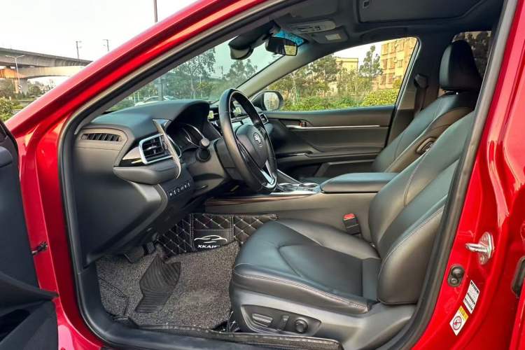 Used Toyota Camry 2018 2.0G Luxury Edition