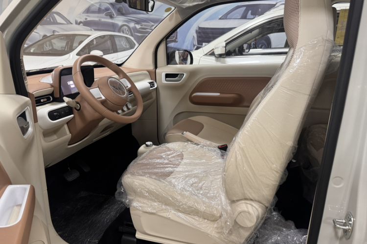 Used Wuling Hongguang MINIEV 2024 3rd Generation 215km Youth Edition