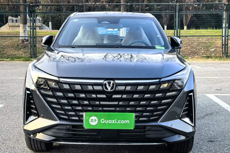 Used Changan UNI-Z New Energy 2025 Model, Smart New Blue Whale 125km Battleship+ Version
