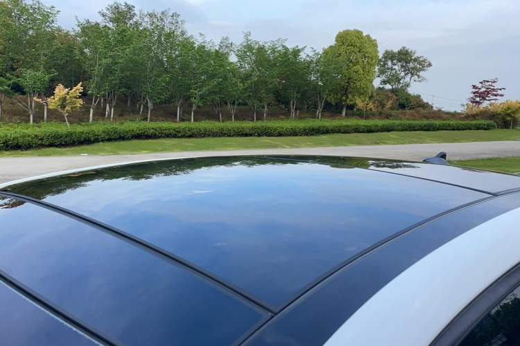 Used Hyundai Mistra 2016 1.8L Automatic Deluxe DLX Model Roof