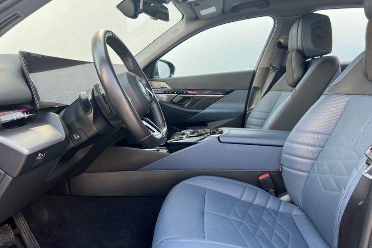 Used BMW i5 2024 eDrive 35L Luxury Model with M Sport Package