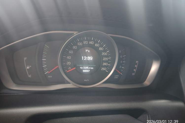 Used Volvo XC60 2017 T5 Smart Upgrade Edition