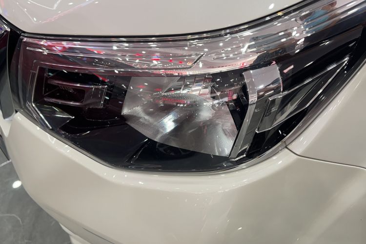 Used Nissan Terra 2020 2.5L XL Upper 4WD Automatic Four-Wheel Drive Luxury Edition
