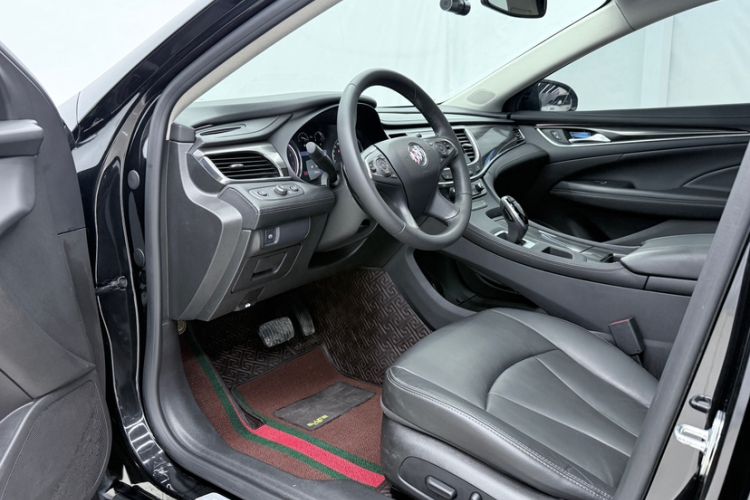 Used Buick LaCrosse 2021 552T Luxury Version Interior 4