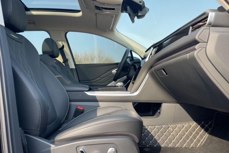 Used Hongqi HS7 PHEV 2024 2.0T PHEV Four-Wheel Drive Flagship Edition 7 Seats
