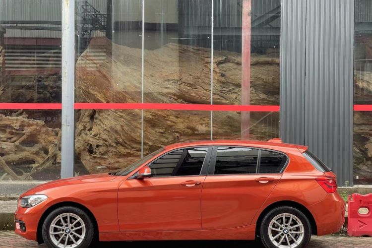 Used BMW 1 Series 2016 118i Leading Model Exterior 3