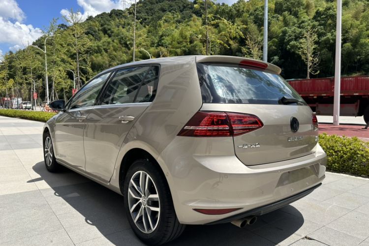 Used Volkswagen Golf 2017 230TSI Automatic Luxury Million-Vehicle Commemorative Edition