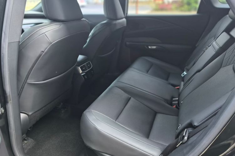 Used Lexus RX 2023 350h Two-Wheel Drive Enjoyment Version