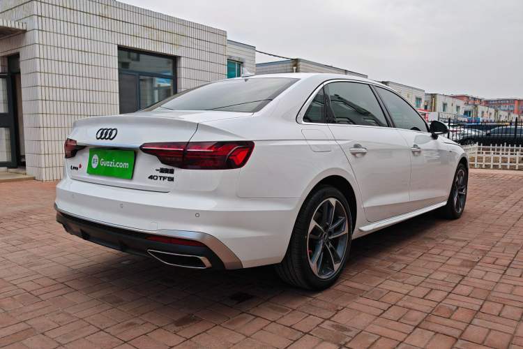 Used Audi A4L 2025 2 Million Units Enjoyment Version 40 TFSI Stylish and Dynamic Type Exterior 3