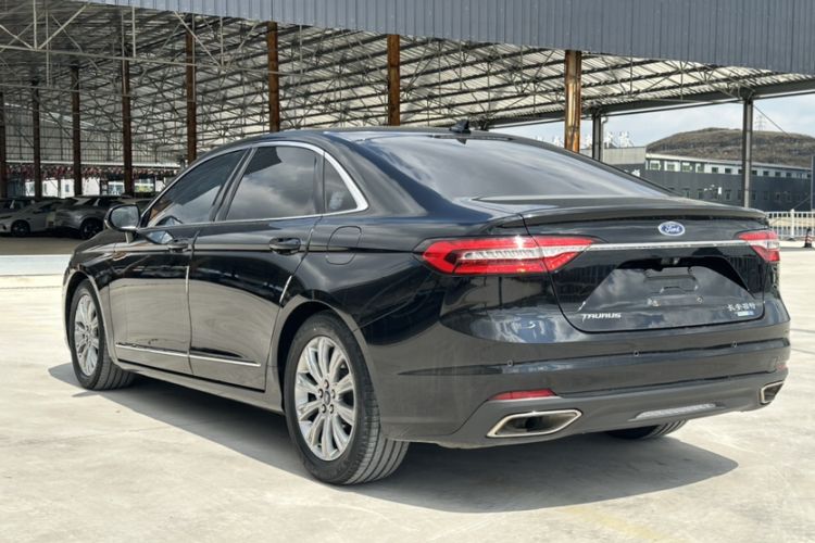 Used Ford Taurus 2019 EcoBoost 245 Comfort Edition Exterior 4