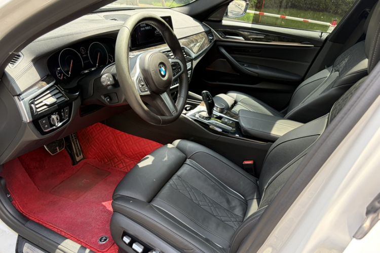 Used BMW 5 Series 2019 530Li Luxury Edition M Sport Package
